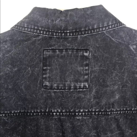 Levi’s Acid Washed Black Denim Trucker Jacket Lrg - Picture 11 of 12